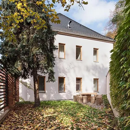 Cett Ξενοδοχείο