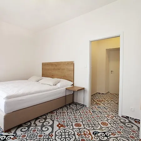 Ξενοδοχείο Cett