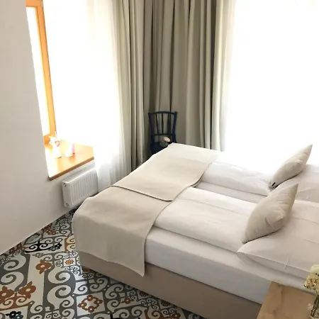 Ξενοδοχείο Cett 3*